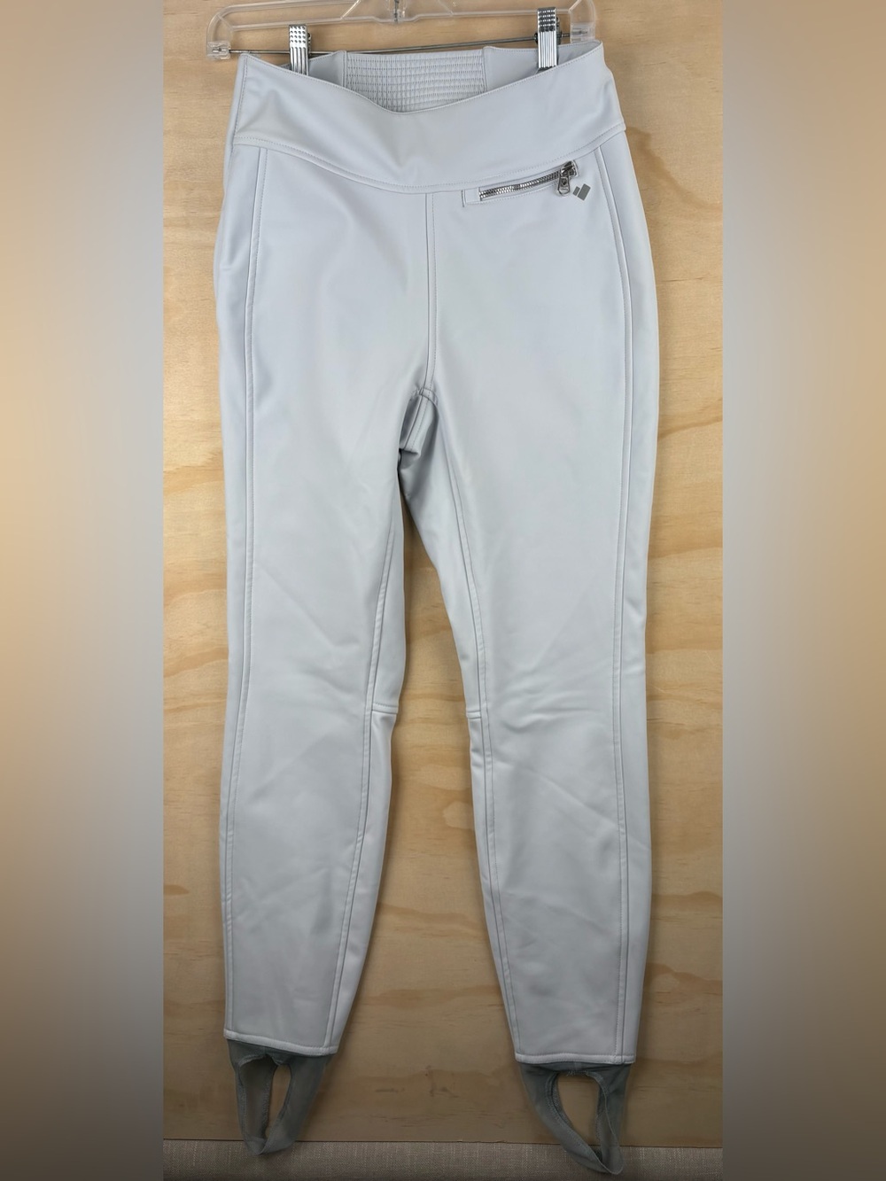 Obermeyer Vintage ITB Stretch Light Gray Ski Pants Women’s Size 8 EUC